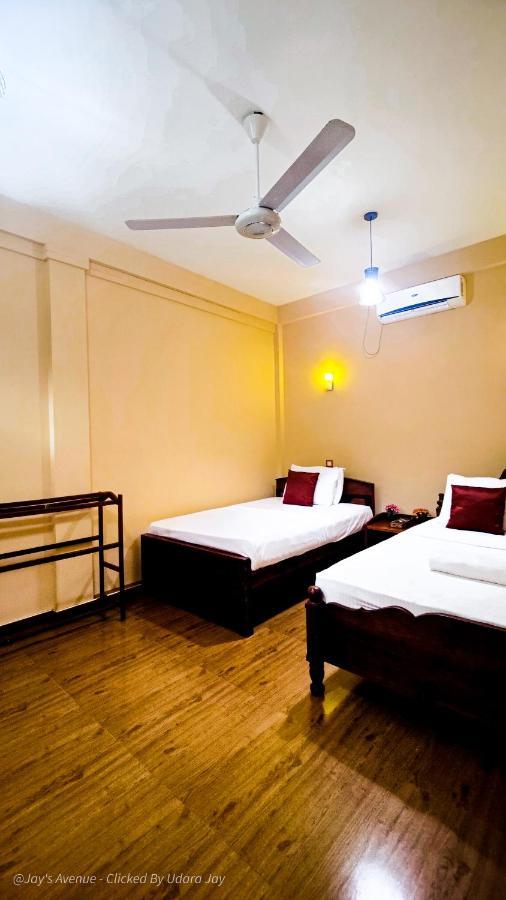 Hôtel Jay'S Avenue à Uda Walawe Extérieur photo