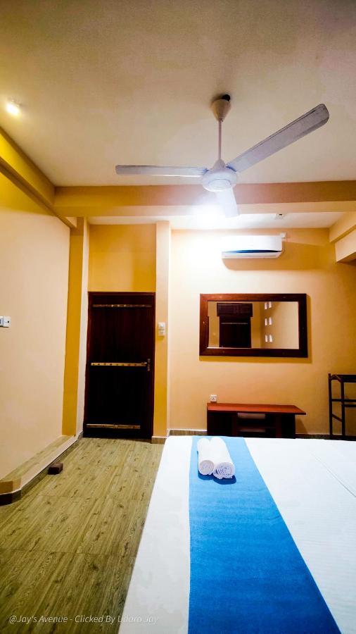Hôtel Jay'S Avenue à Uda Walawe Extérieur photo