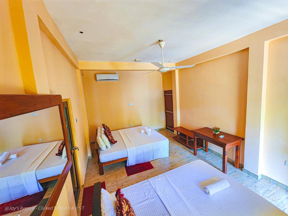 Hôtel Jay'S Avenue à Uda Walawe Extérieur photo
