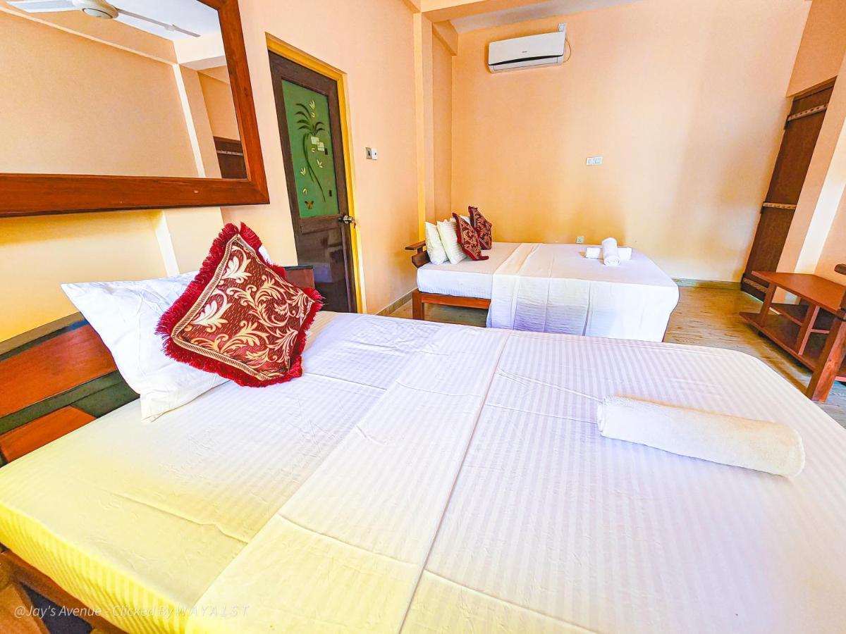 Hôtel Jay'S Avenue à Uda Walawe Extérieur photo