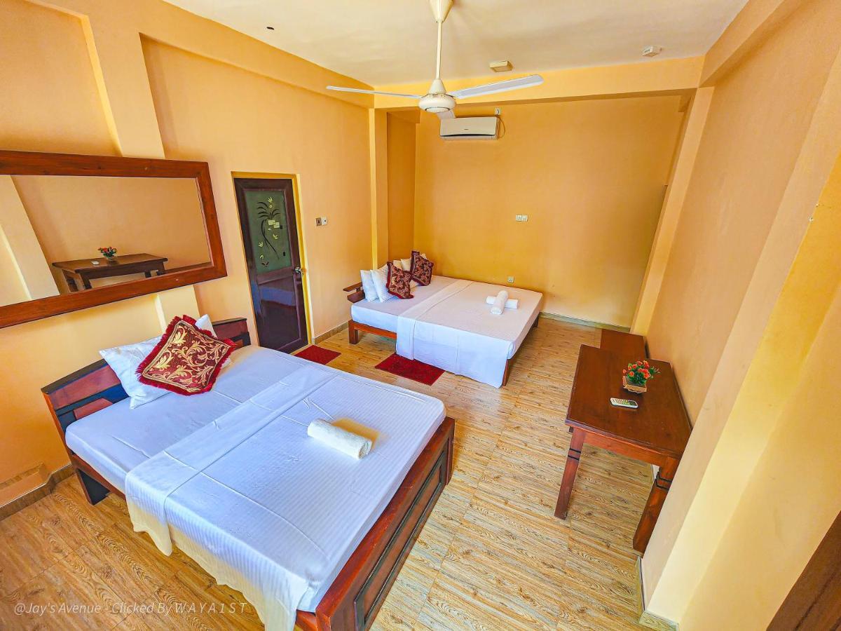 Hôtel Jay'S Avenue à Uda Walawe Extérieur photo