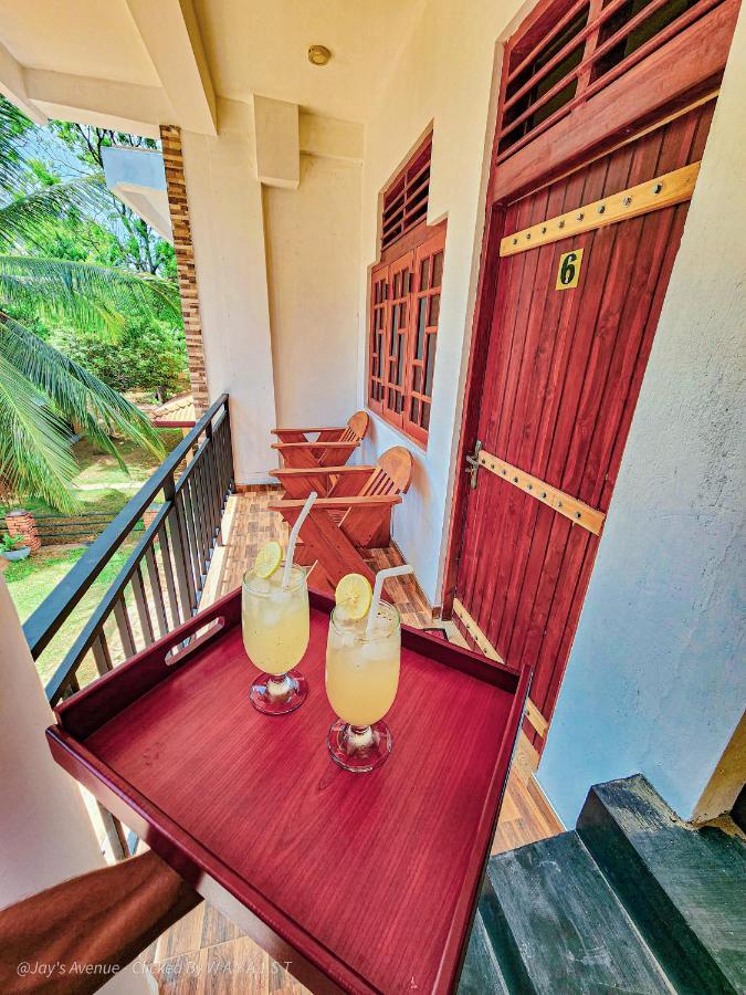 Hôtel Jay'S Avenue à Uda Walawe Extérieur photo